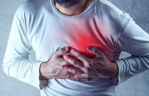 Nước ép cà chua giúp cải thiện sức khỏe tim mạch