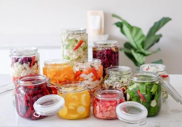 Bạn nên tự muối dưa các loại rau, củ, quả để đảm bảo vệ sinh