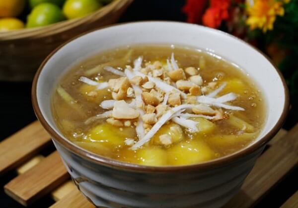 Chè sắn nóng - món ăn ưa thích trong mùa đông lạnh