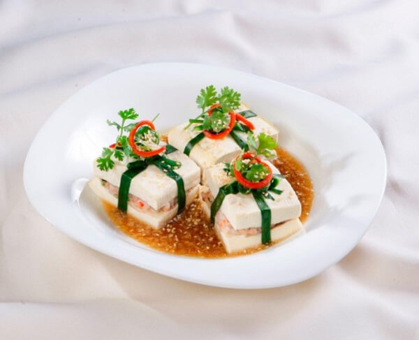 Đậu phụ được làm từ nguyên liệu chính là đậu nành