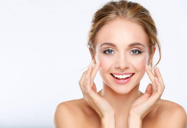 Rau chân vịt cung cấp các vitamin tốt cho da