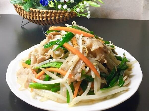 Hình ảnh: Giá đỗ xào thịt