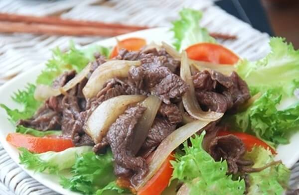Hành tây xào thịt bò