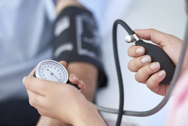 Nước ép củ dền giúp cơ thể điều chỉnh huyết áp