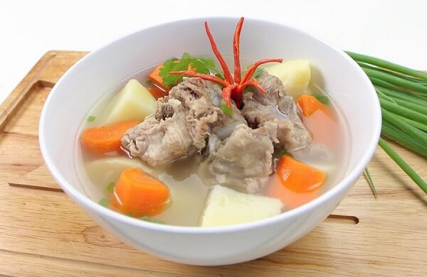 Khoai tây hầm xương