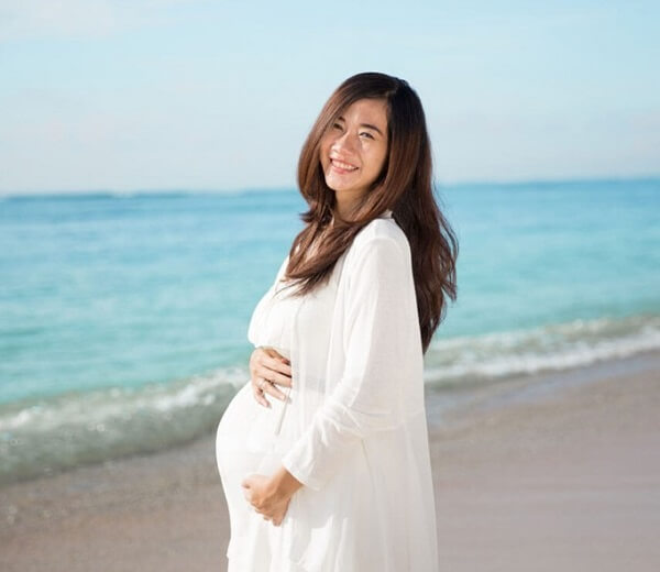 Phụ nữ mang thai 3 tháng đầu không nên dùng nước dừa