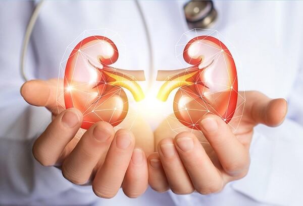 Người bệnh thận không nên ăn khế