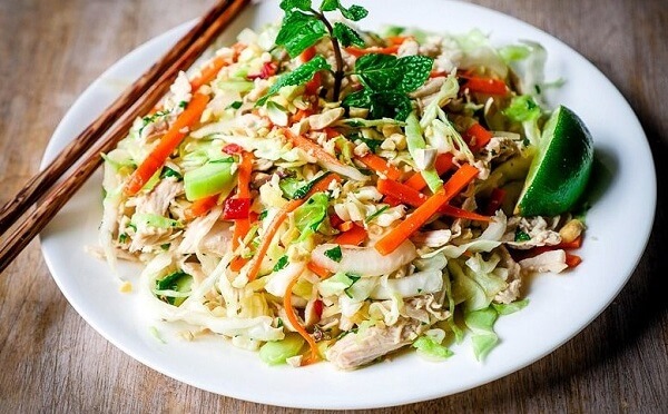 Nộm gà bắp cải