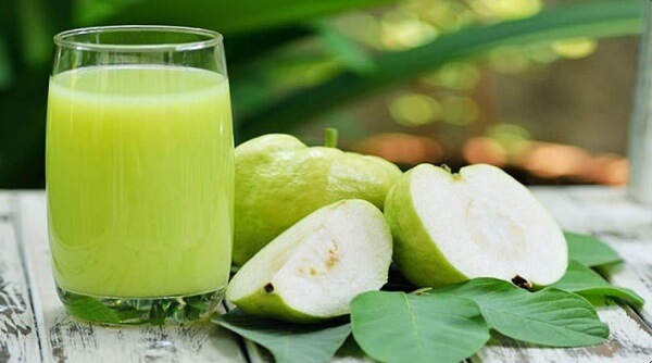 Người bệnh tiểu đường nên hạn chế sử dụng nước ép ổi