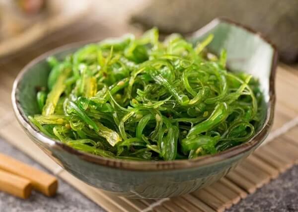 Rong biển chứa nhiều chất dinh dưỡng tốt cho cơ thể