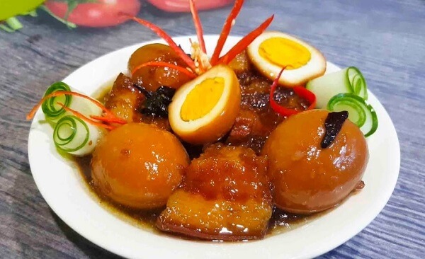 Hình ành thịt kho nước dừa