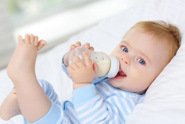 Không trẻ dưới 1 tuổi không nên ăn yến sào