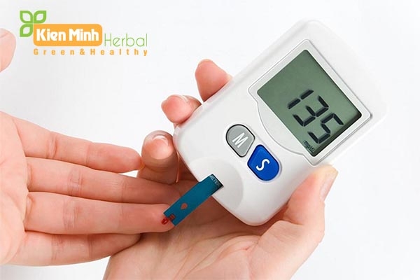 Que thử tiểu đường giúp bạn theo dõi lượng đường huyết thường xuyên tại nhà